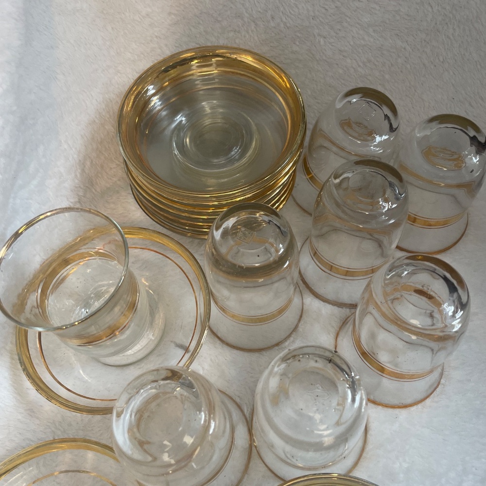 Vintage Turkish glass tea set - Picture 4 of 4